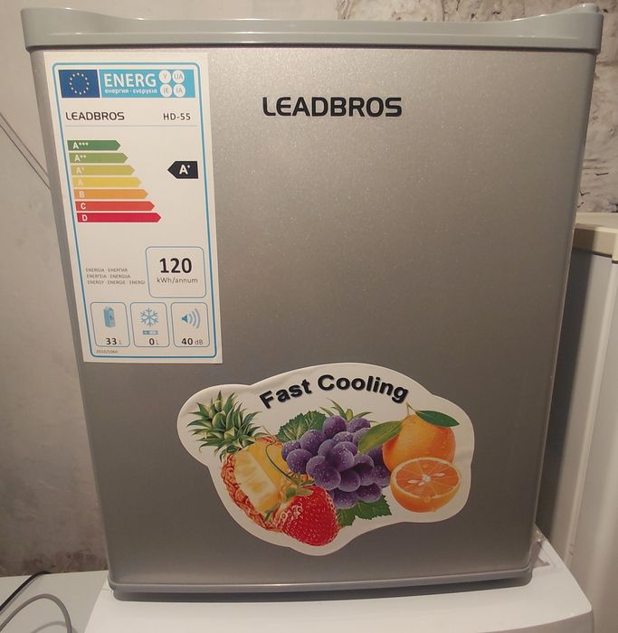 Продам холодильник офисный