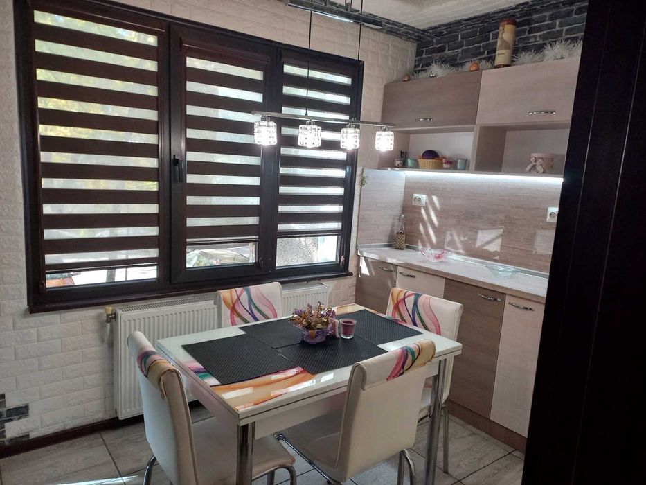 Дава се под наем Двустаен апартамент в Силистра, Изток - 63 кв.м за 229.5 € - Снимка #1