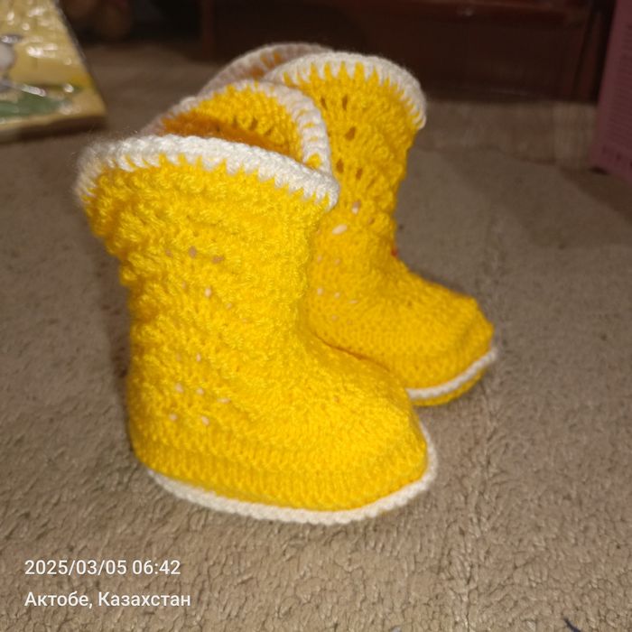 Продам детские пинетки.