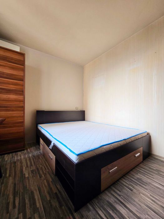 Топ Локация до Метро Дава Под Наем Едностаен Бели брези