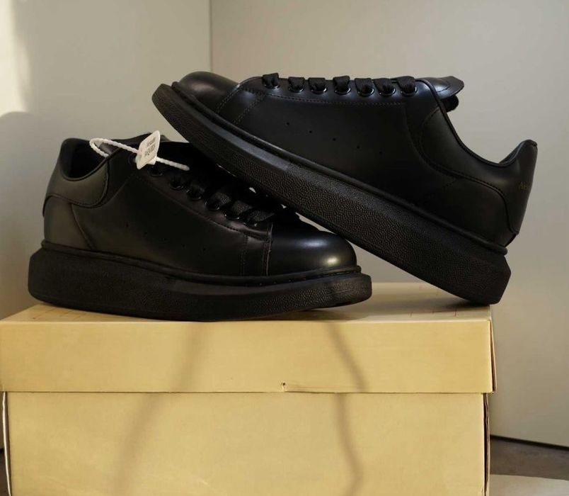 Adidasi Alexander Mcqueen full black negri piele naturala