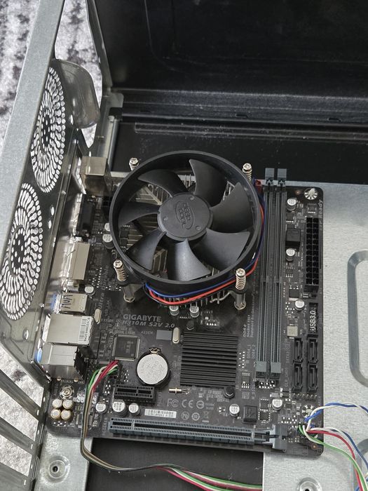 Intel core i3-9400 с gigabyte h310m s2v