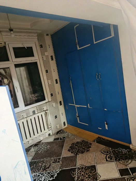 Срочно продаю 2 ком под нежилой офис