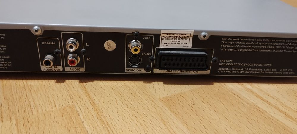 Vând DVD player Techwood