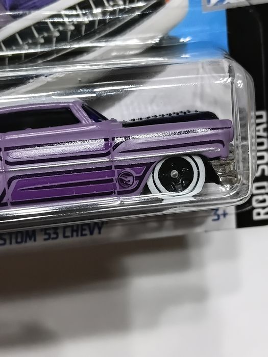 Продаю hot wheels《custom '53 Chevy》TH (treasure hunt)