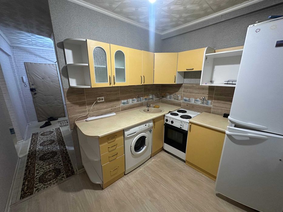 1,5 на Сатпаева 13/3