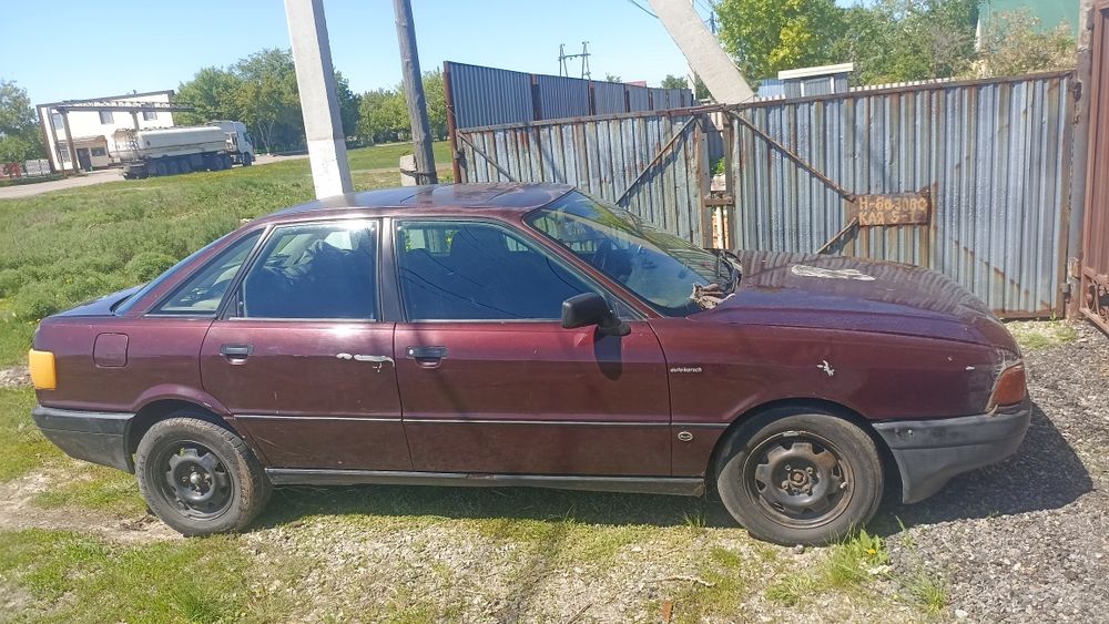 Продам Ауди 80 на ходу