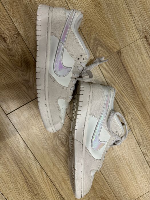 Продаю Nike Dunk Low Iridescent Swoosh оригинал