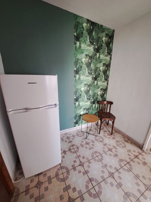 Inchiriez apartament