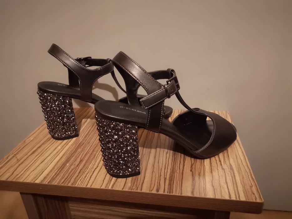 Разпродажба Нови обувки 38 размер Естествена кожа и еко кожа