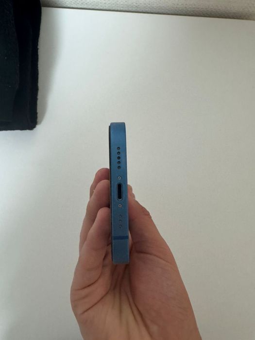 продам айфон 13 идеал!