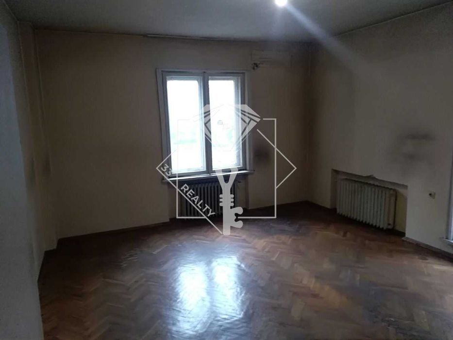 Продава се Двустаен апартамент в Пловдив, Център - 68 кв.м за 1603 €/кв.м - Снимка #1