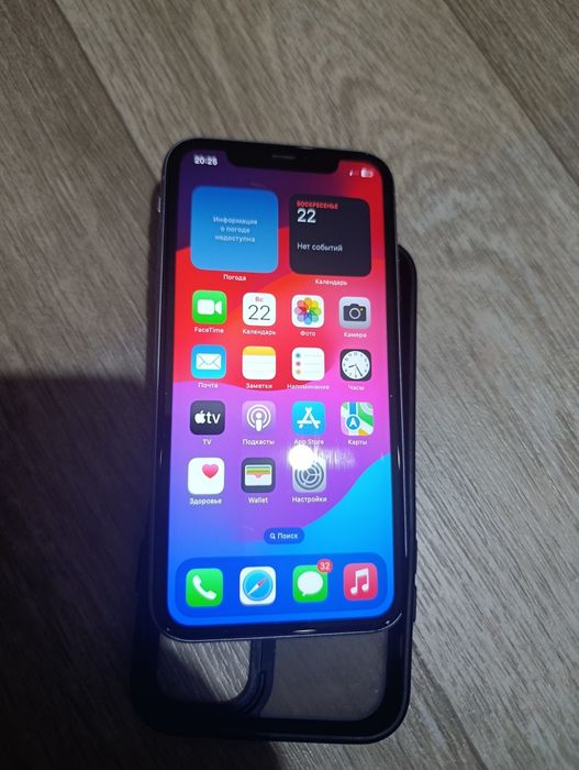 iPhone 11.Качество хорошее. Коробка нету. Ёмкость телефона 69