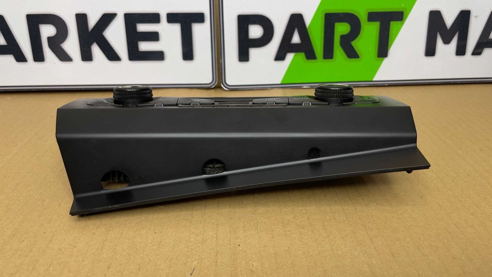 Климатроник AUDI A4 A5 8T2820043AF