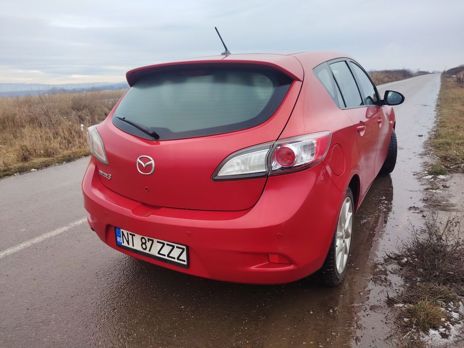 Mazda 3  2012 E5