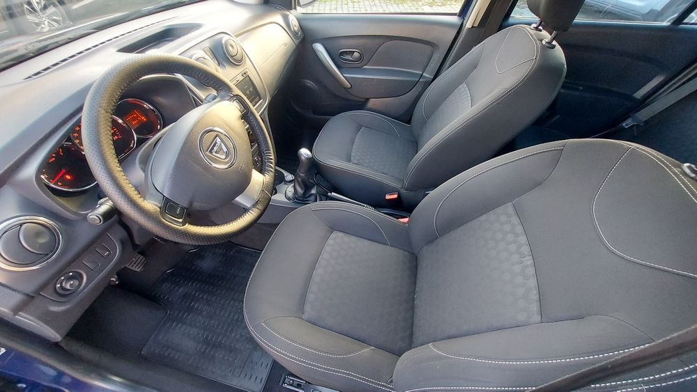 Vând Dacia Logan motor 898.benzina.