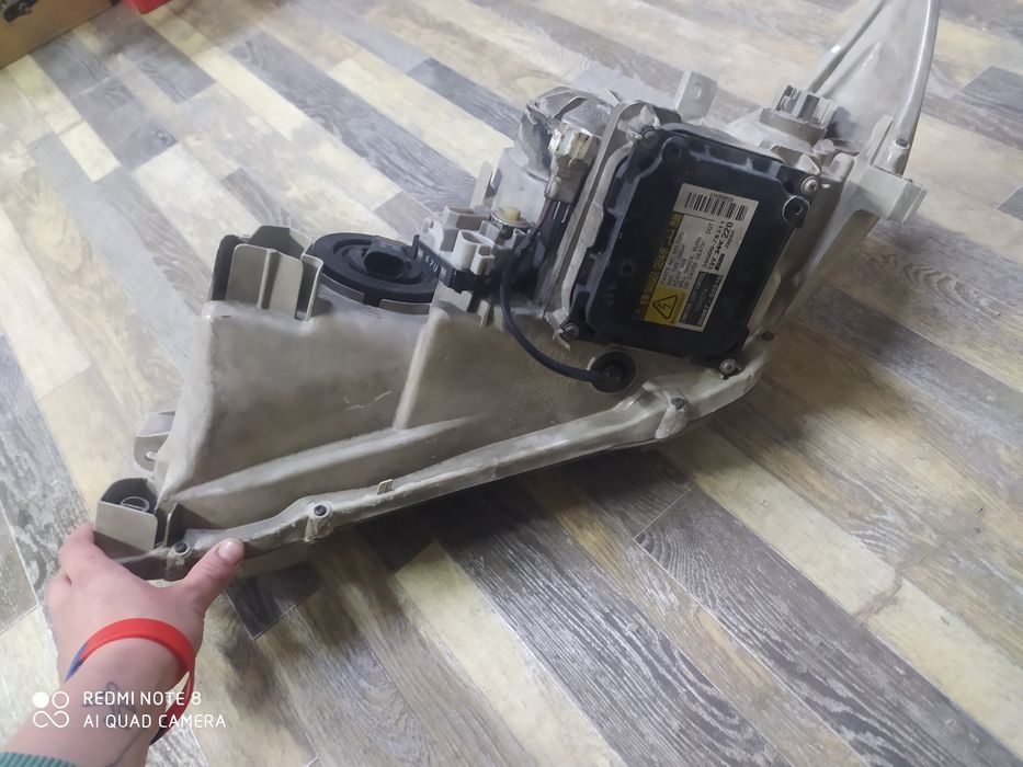 Фары на Toyota camri 40