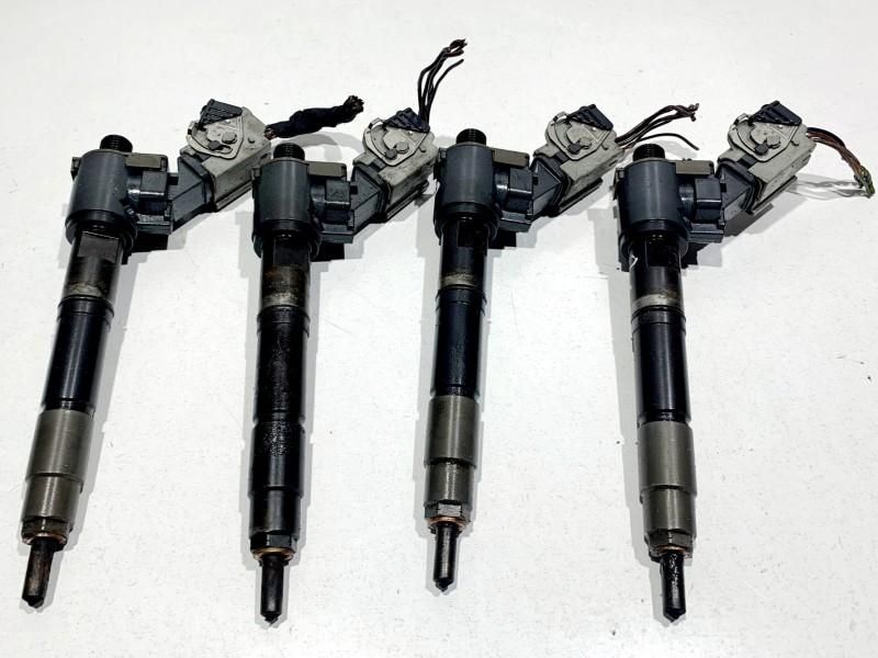 Injector Volvo XC90 facelift 2.0 d D4204T5 31405404