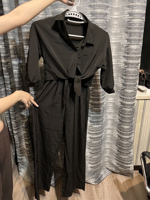 продам комбинезон с рубашкой