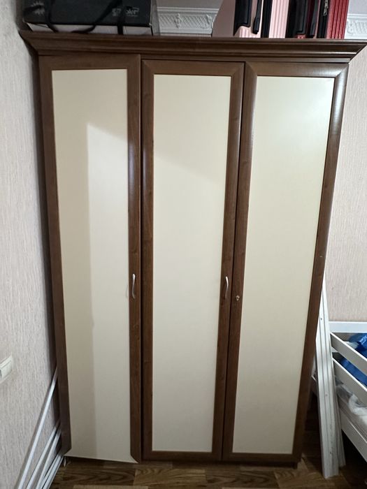 Продам два шкафа за 15 тыс