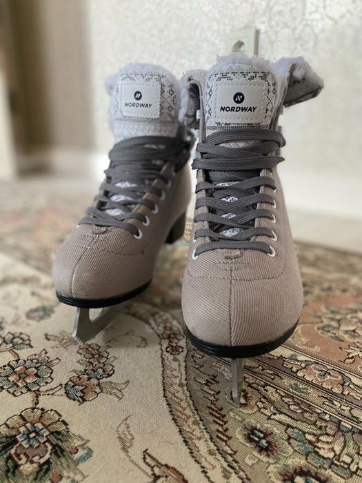 коньки  «Lily» для начинающих