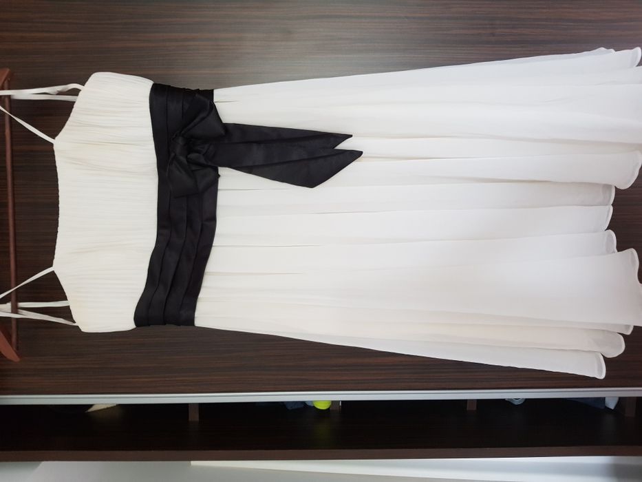 Vand rochie dama-ocazie