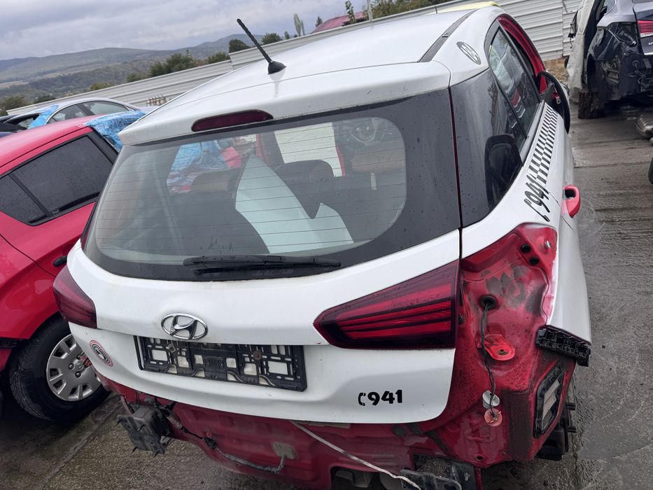 Aripa spate stanga dreapta panou fusta spate locas roata rezerva Hyundai i20 2015-2020