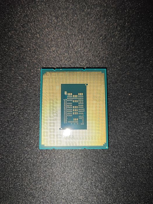 Intel Core I3-12100F