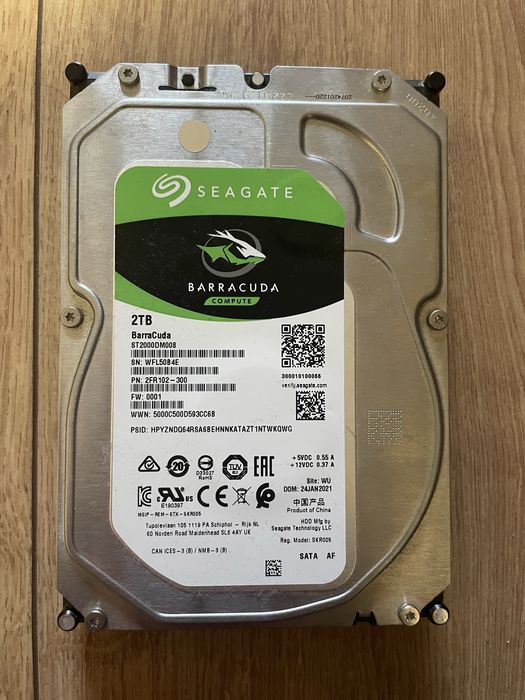 HDD Харддиск  2ТБ barracuda на seagate