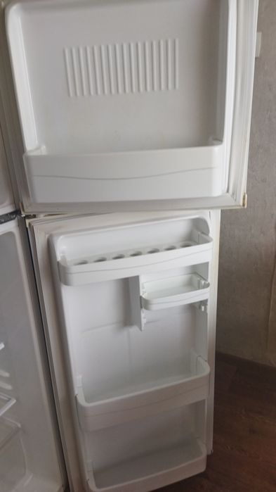 Продам Холодильник б/у
