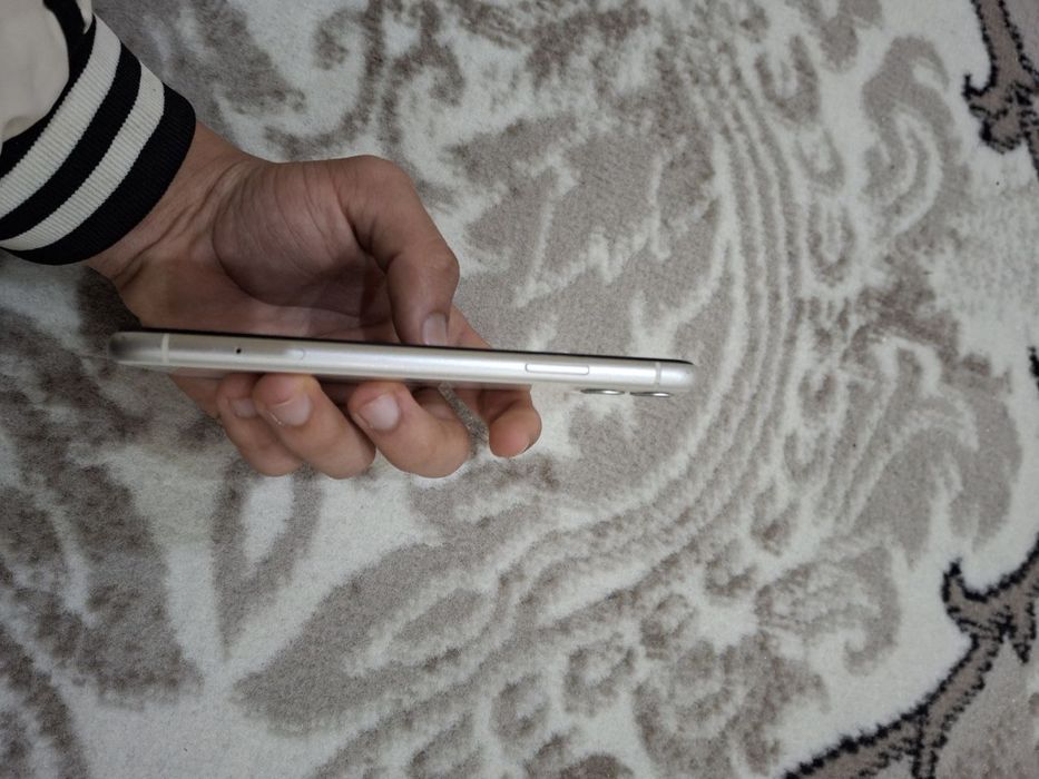 Продается Iphone 11