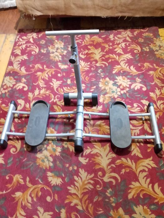 Тренажёр для ног