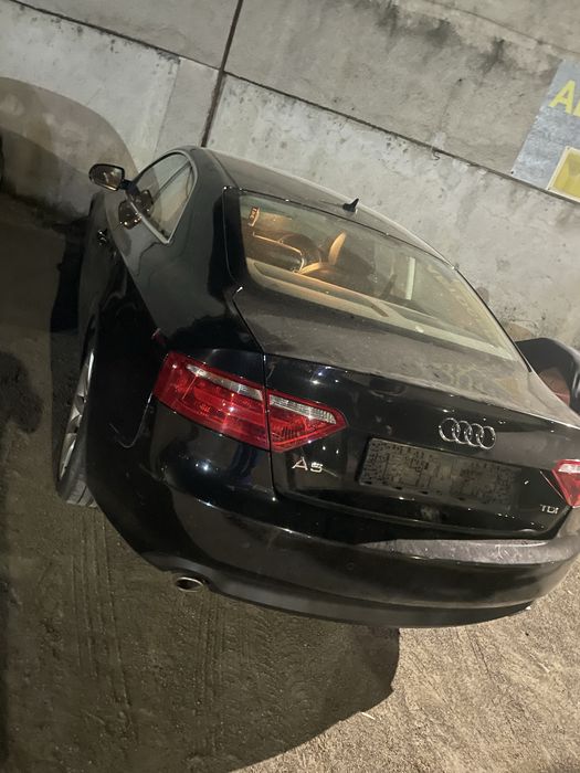 Ауди А5 (AUDI A5)2,7D 190 k.c на ЧАСТИ