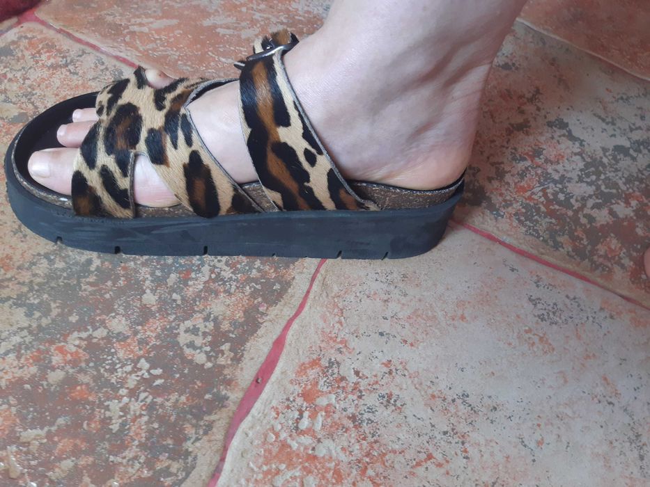 Чехли Next платформа размер 40