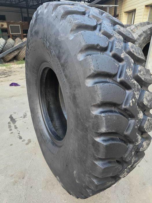 Шины на крана 445/95R25 бу