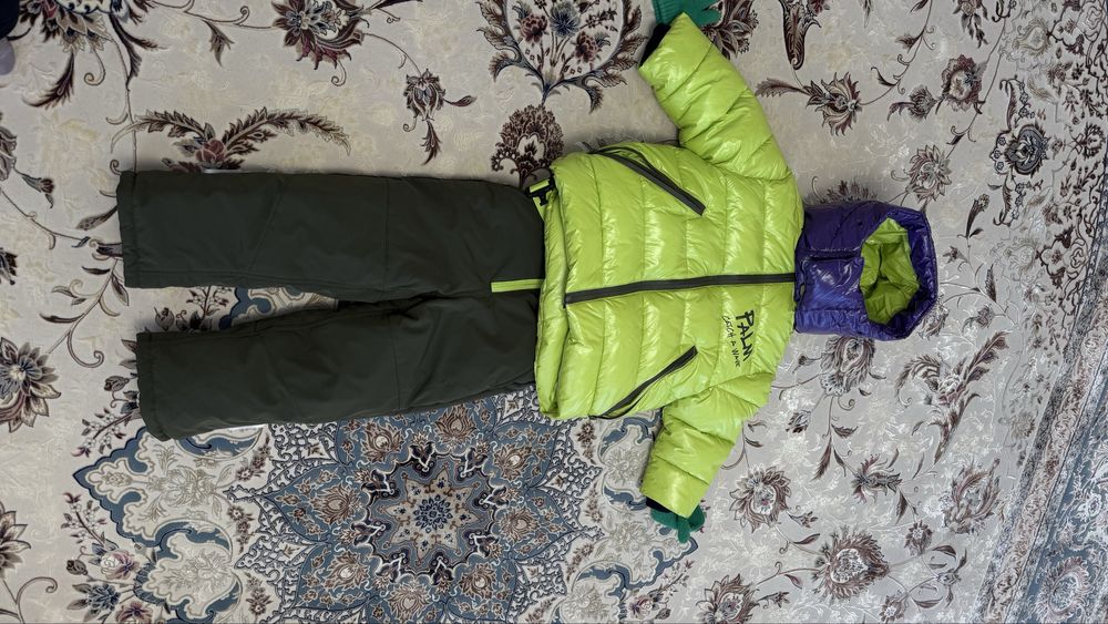 Продам куртку фирма Gulliver