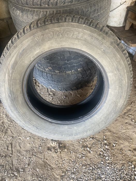 (Шины продается R 20 и R 17)