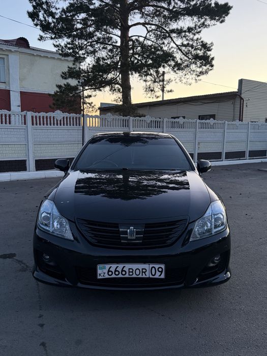Toyota Crown Hybrid