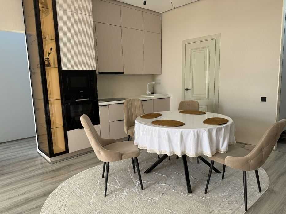 Сдается квартира в Юнусабаде 4х комнатная срочно!!!