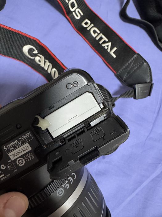 Canon eos 1000d