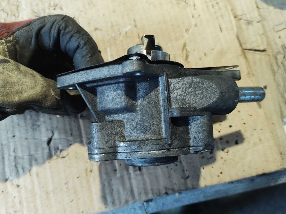 Вакуум Помпа Mercedes E-class W211 E320cdi 224к.с. OE642