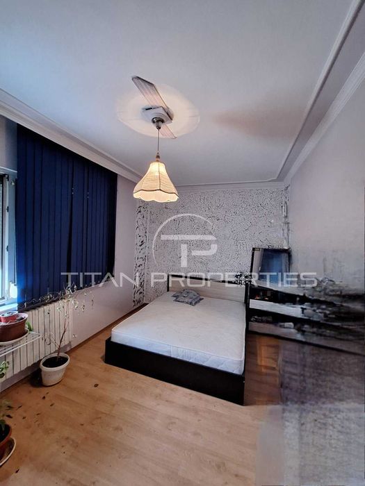 Продава се Тристаен апартамент в Пловдив, Тракия - 86 кв.м за 1221 €/кв.м - Снимка #4
