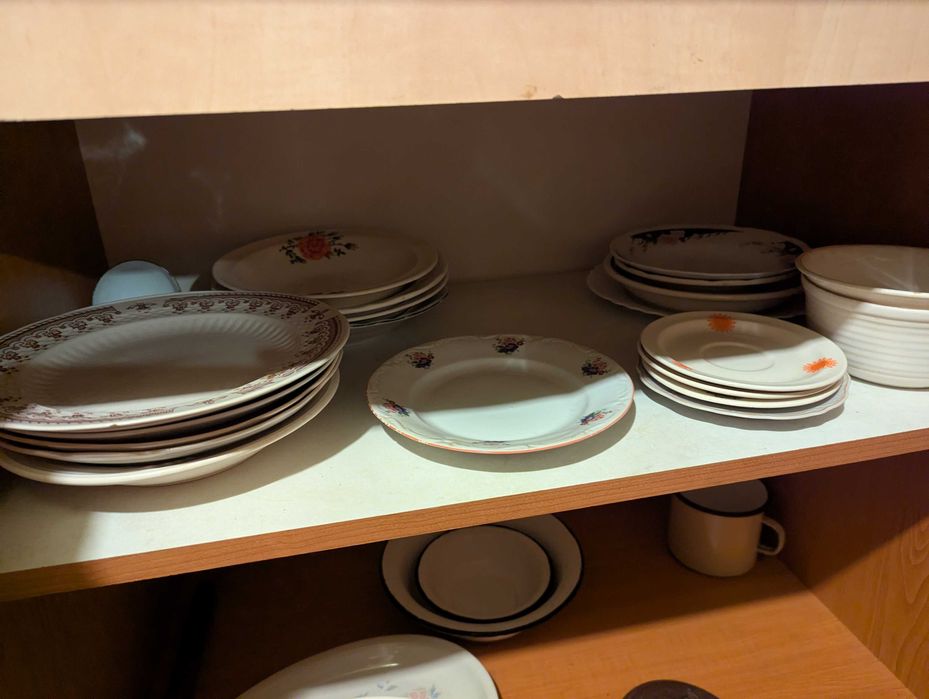 Lot, set tacamuri, farfurii , pahare vintage 1950- 1970