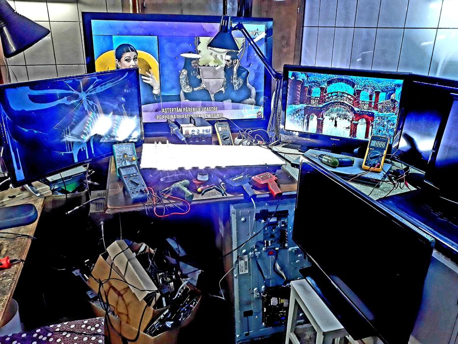 Reparatii tv led-lcd-plasma, amplificatoare, boxe audio, home cinema