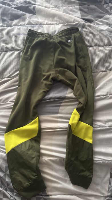 Лот анцузи и суитчери adidas, under armour, nike