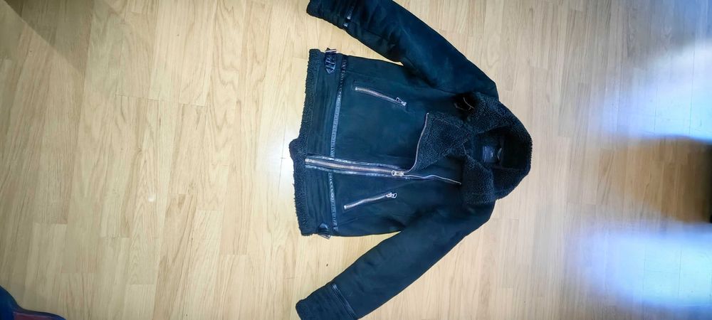 Дамско кожухче Зара Черно Размер L Слагано два пъти като ново
