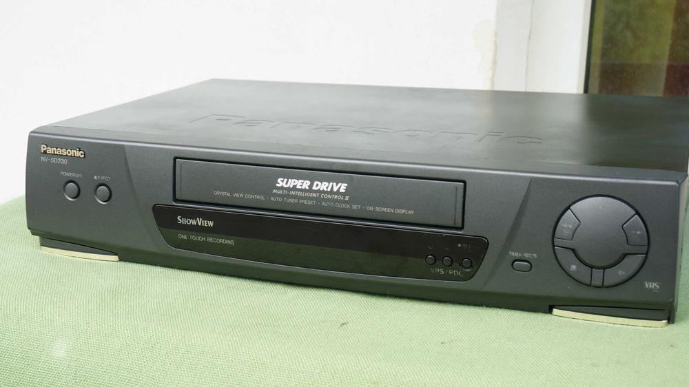 Video recorder VHS Panasonic model NV-SD230