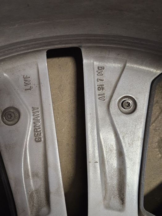 Оригинална джанта Ауди спорт 21" 4MO601025AK