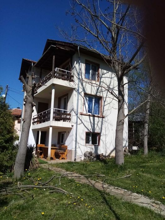 Продавам къща в село Кози рог, община Габрово