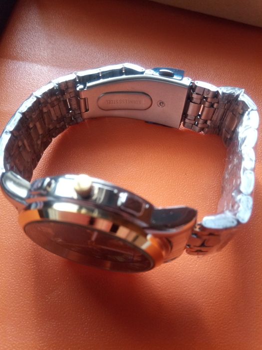 Луксозен мъжки часовник